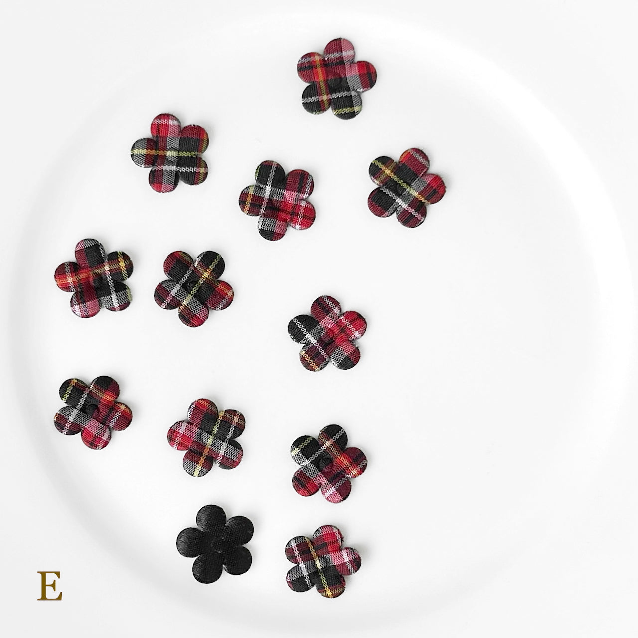 Puffy_Plaid_Flower_Applique