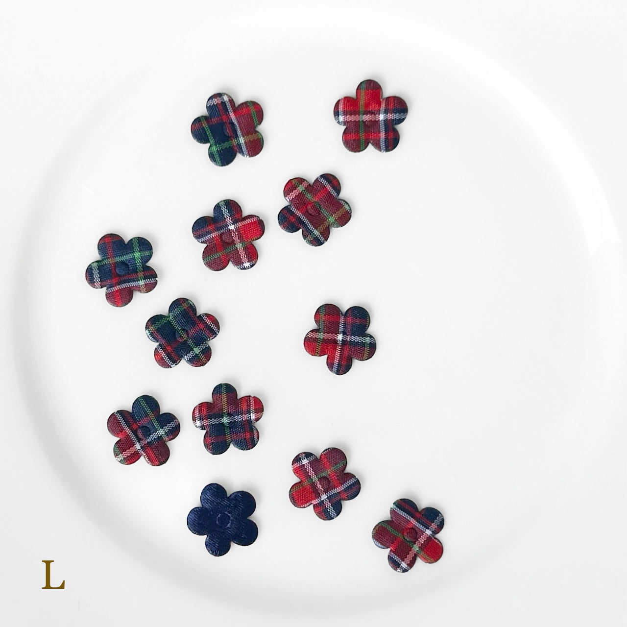 Puffy_Plaid_Flower_Applique