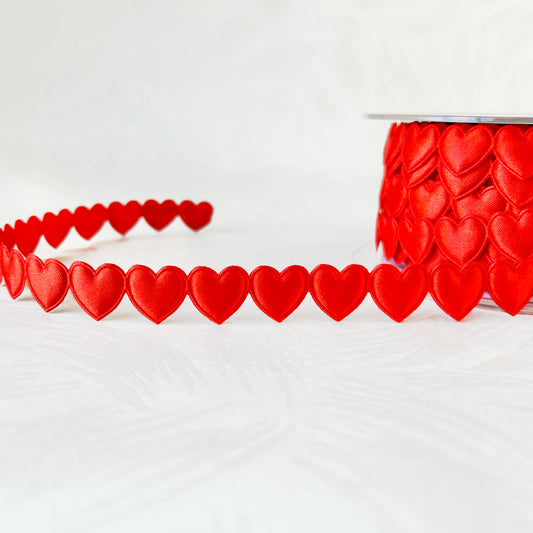 Puffy_Satin_Heart_Banner_Ribbon
