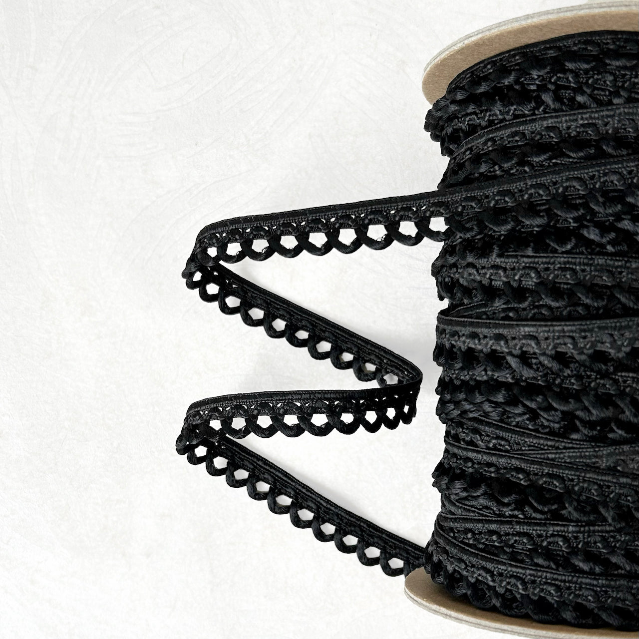 Rayon_Edge_Loop_Braid