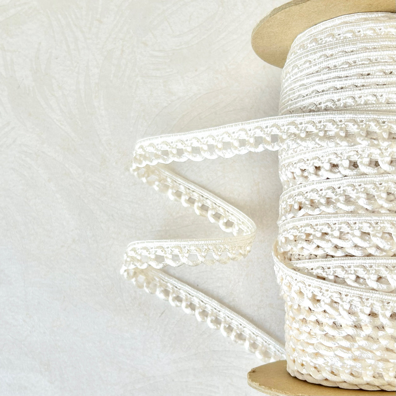 Rayon_Edge_Loop_Braid