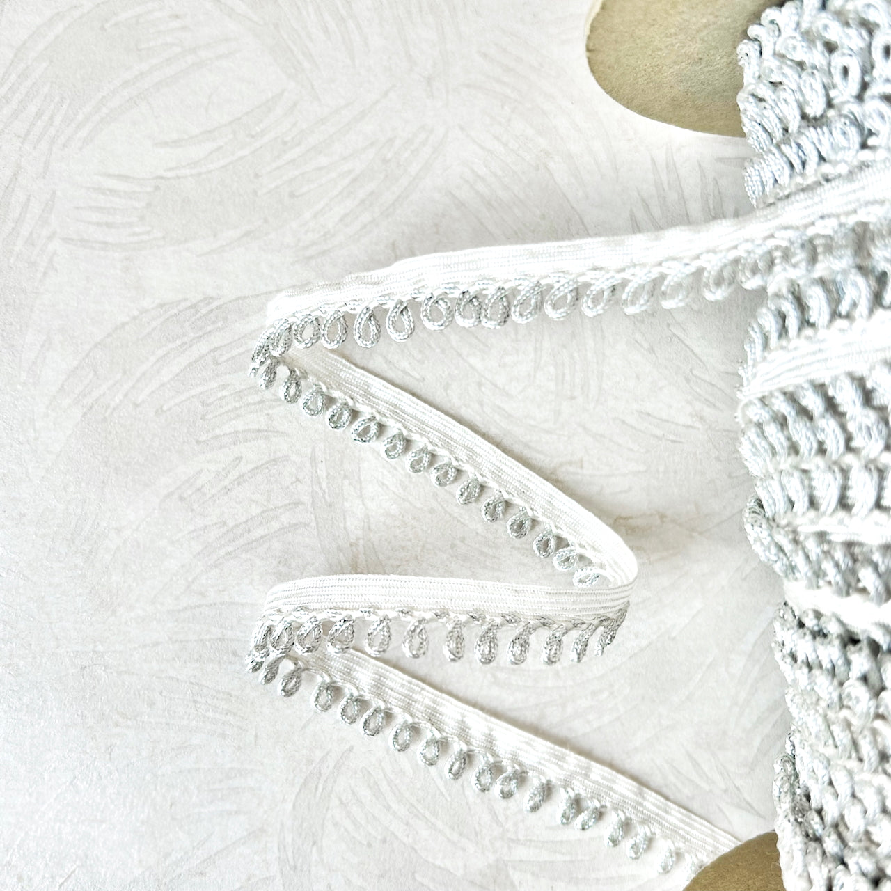 Rayon_Loop_Edge_Braid