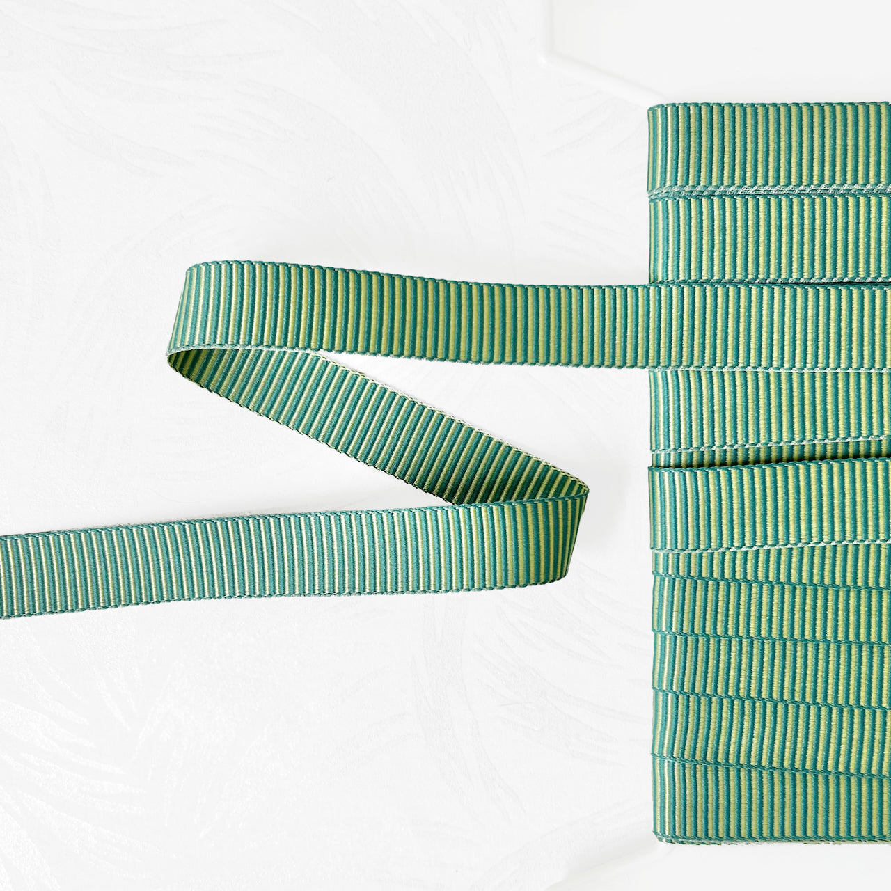 Ribbed_Jacquard_Ribbon
