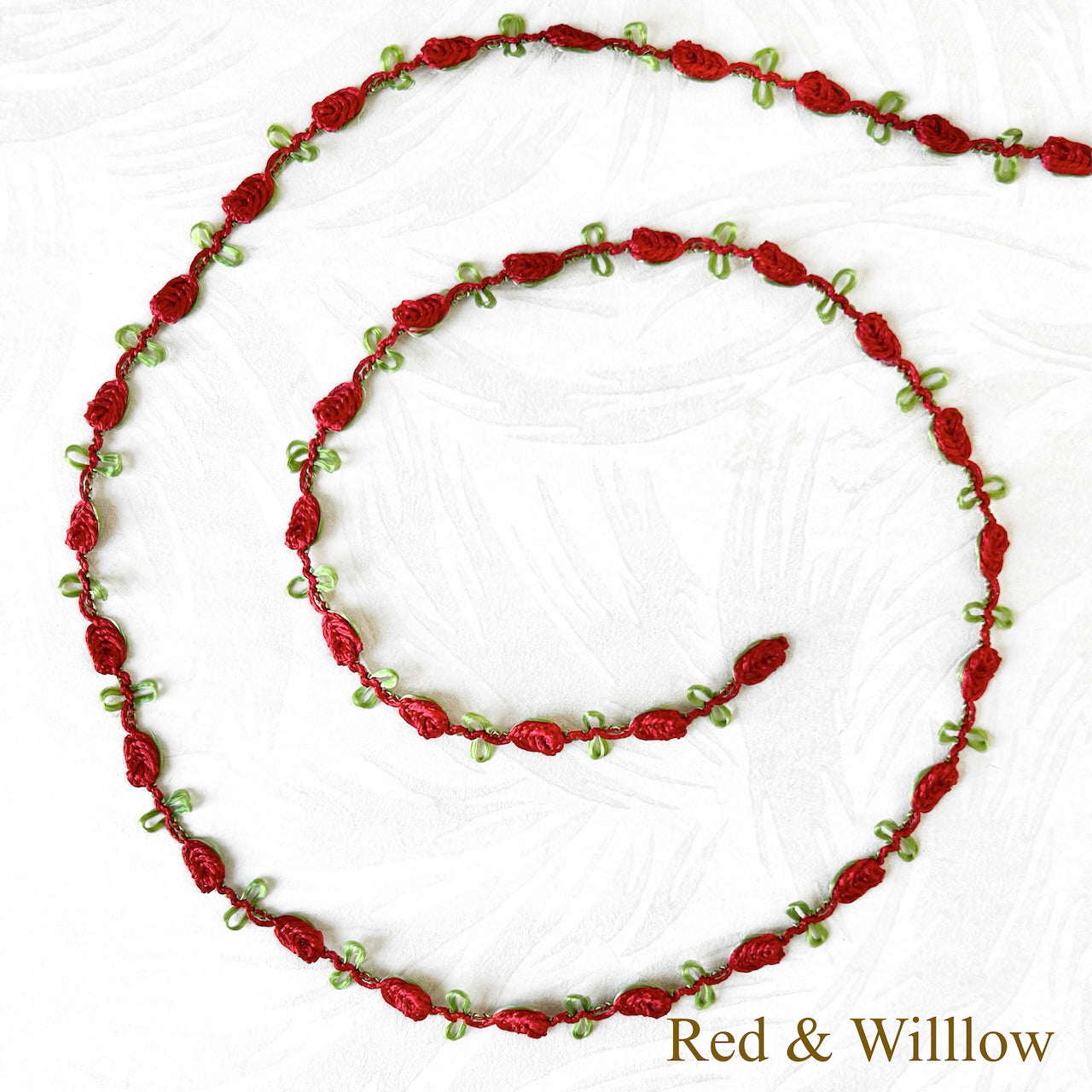 Rosebud_Rococo_Picot_Trim