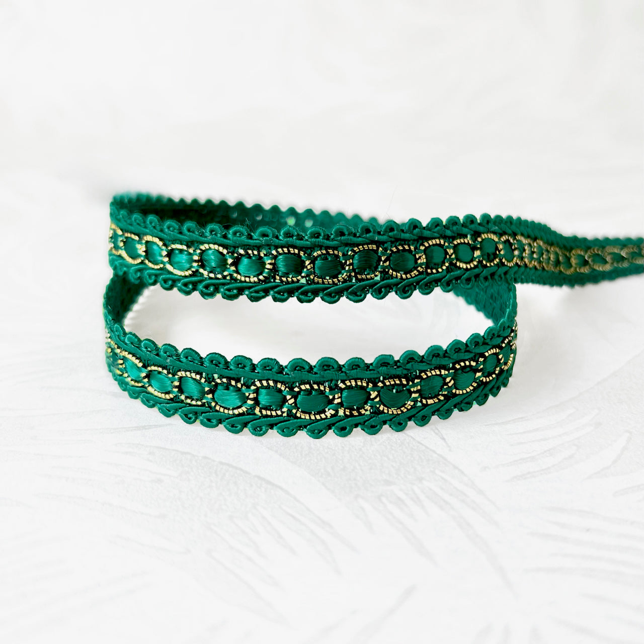 Satin_Center_Metallic_Gimp_Braid