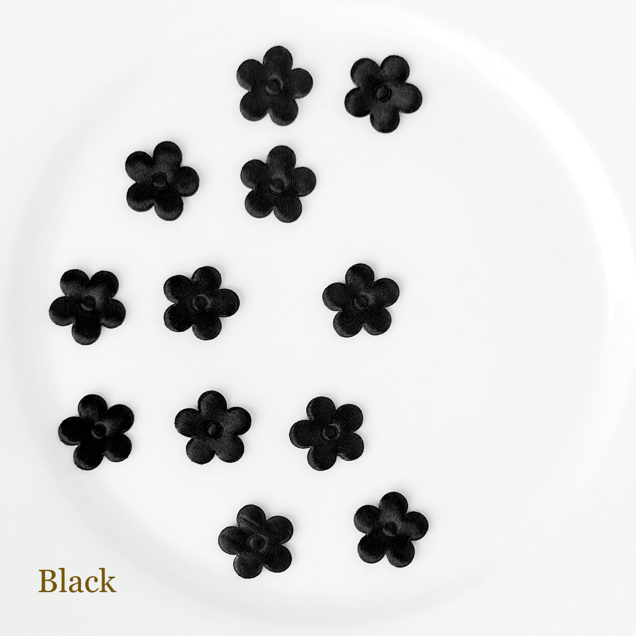 Satin_Puffy_Flower_Applique