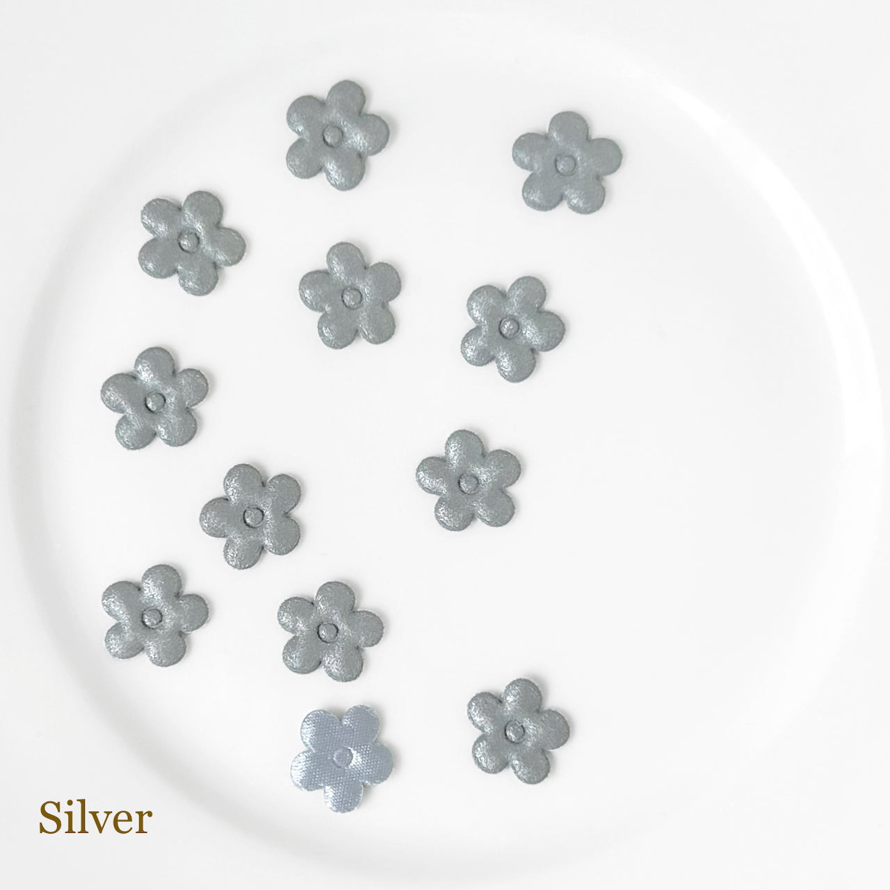 Satin_Puffy_Flower_Applique