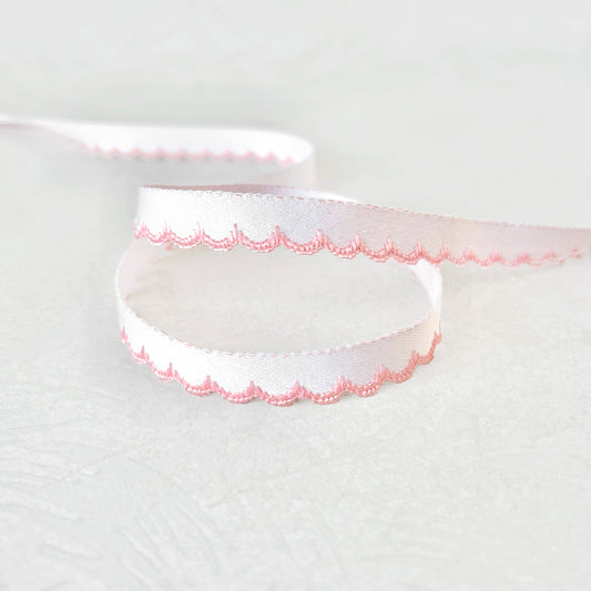 Scalloped_Edge_Edging