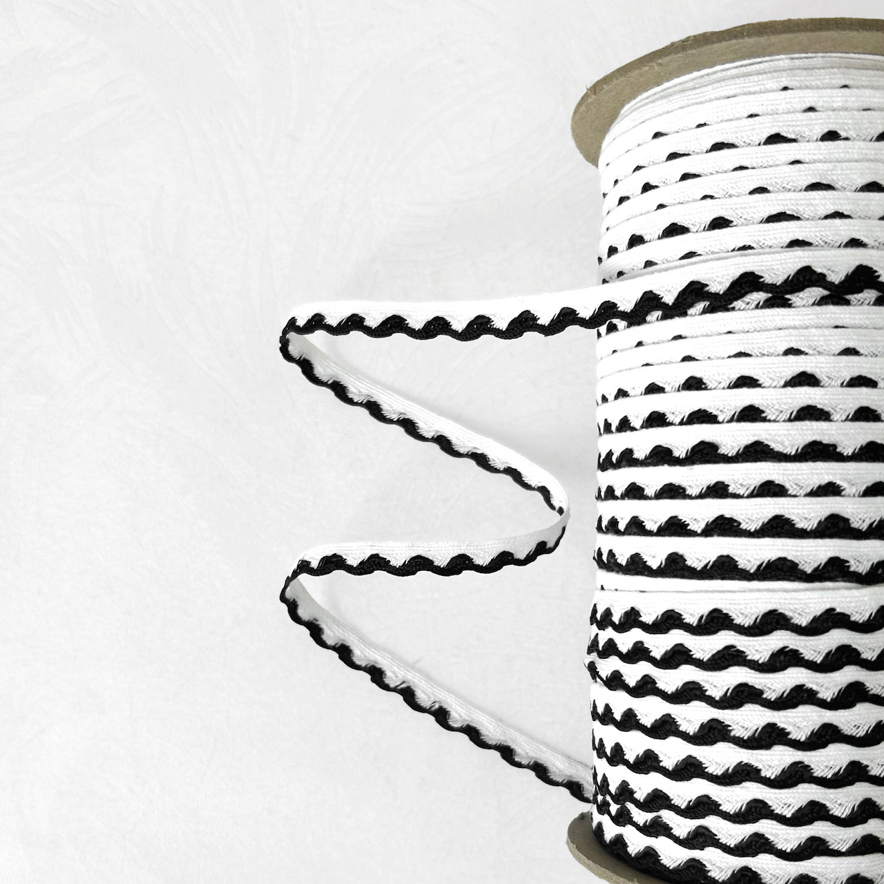 Scalloped_Edging