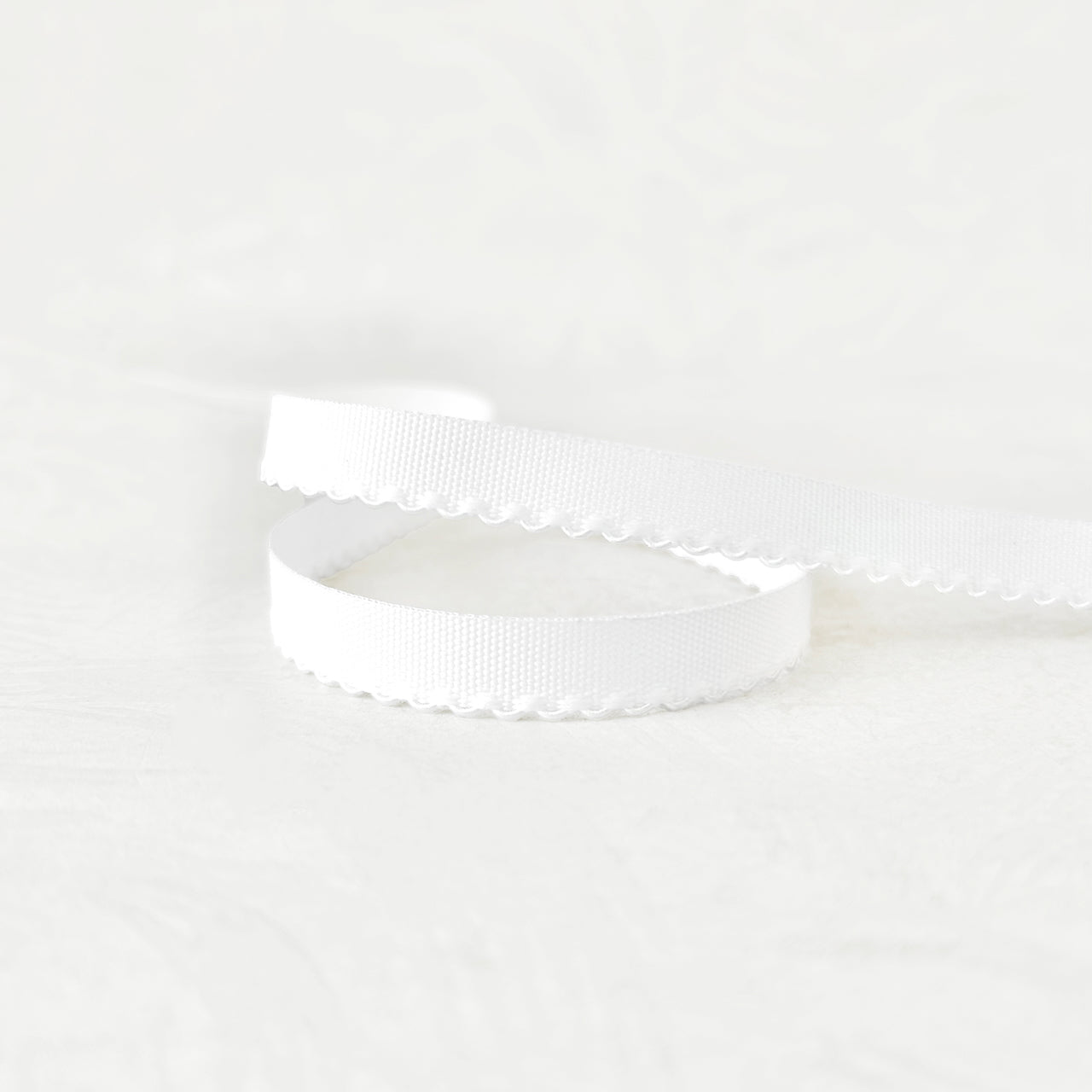 Scalloped_Edging