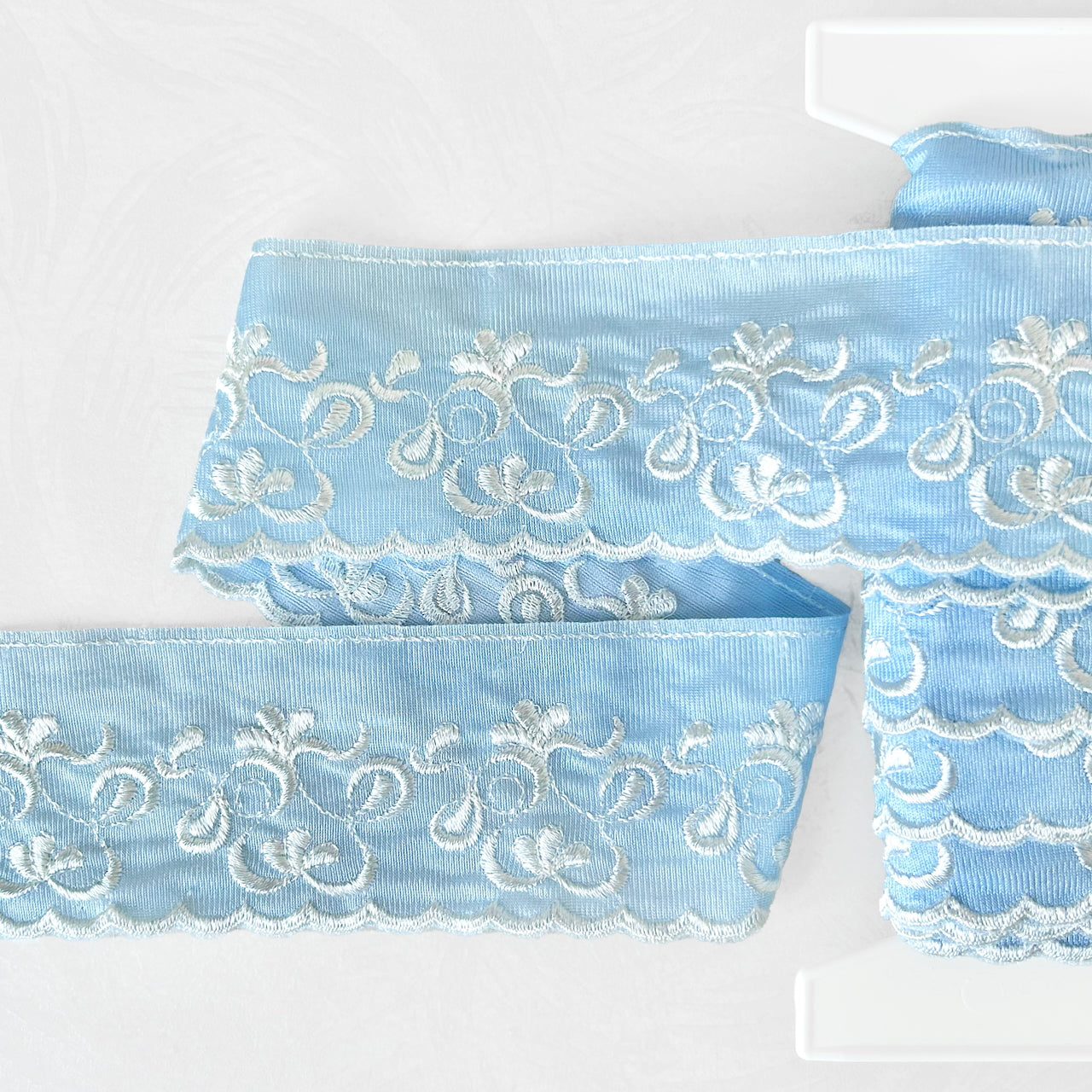 Scalloped_Floral_Edging