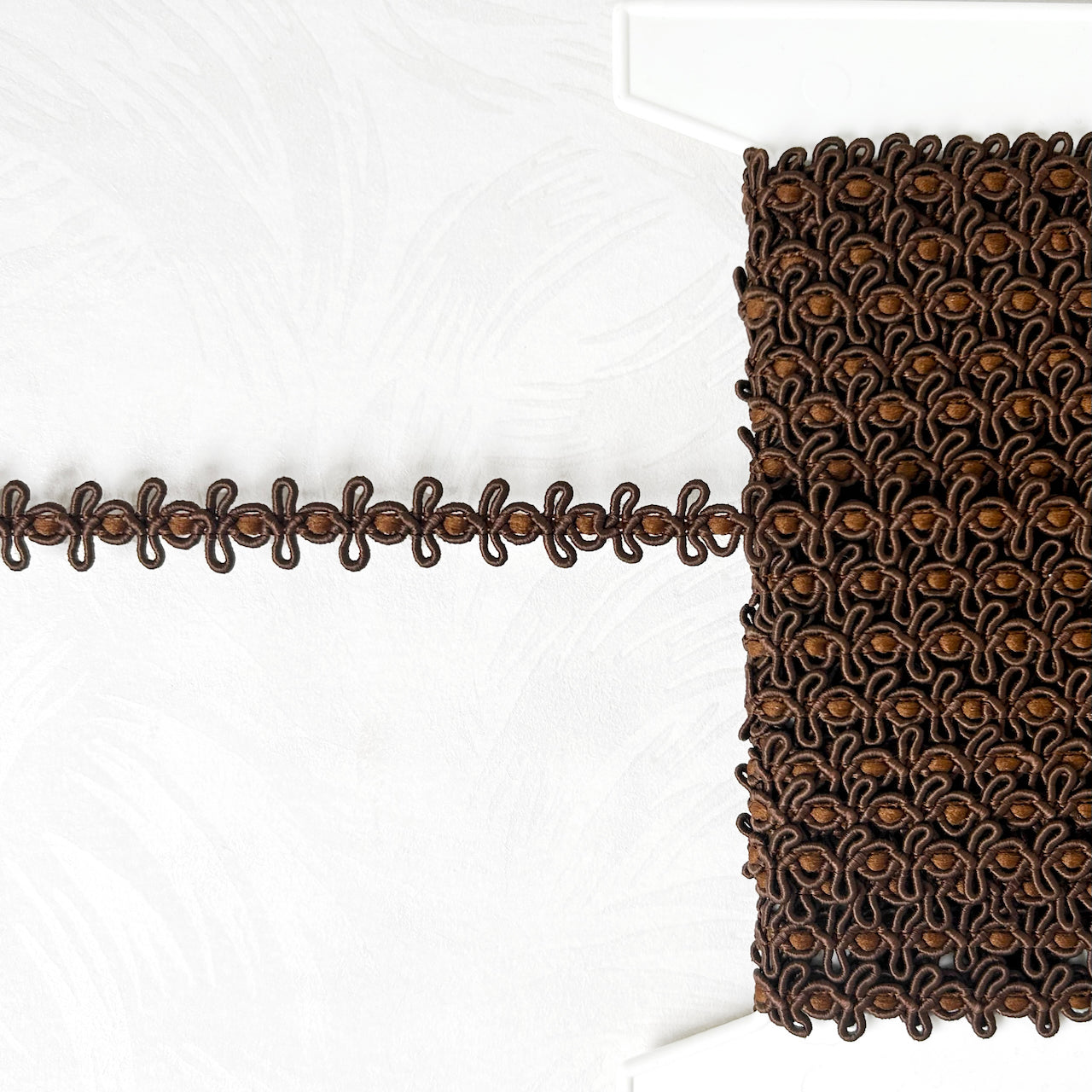 Scalloped_Loop_Braid