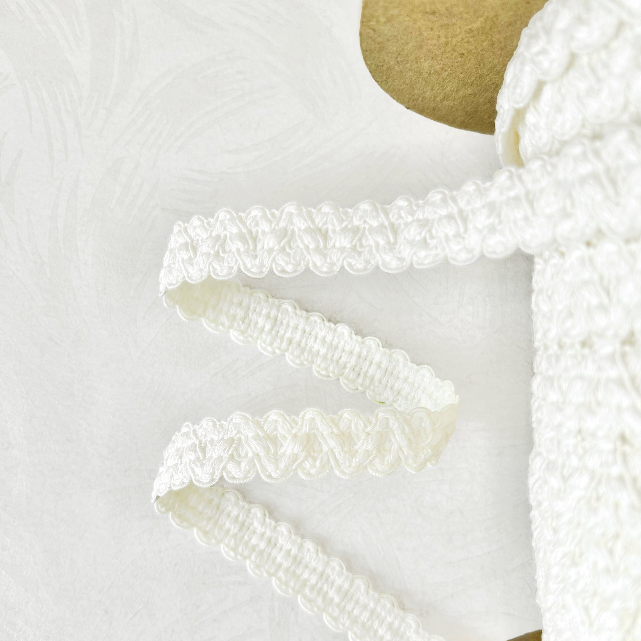 Scalloped_Loop_Braid