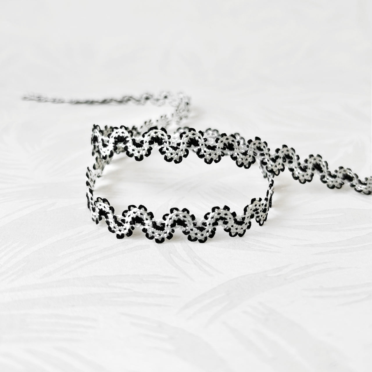 Scalloped_Loop_Braid