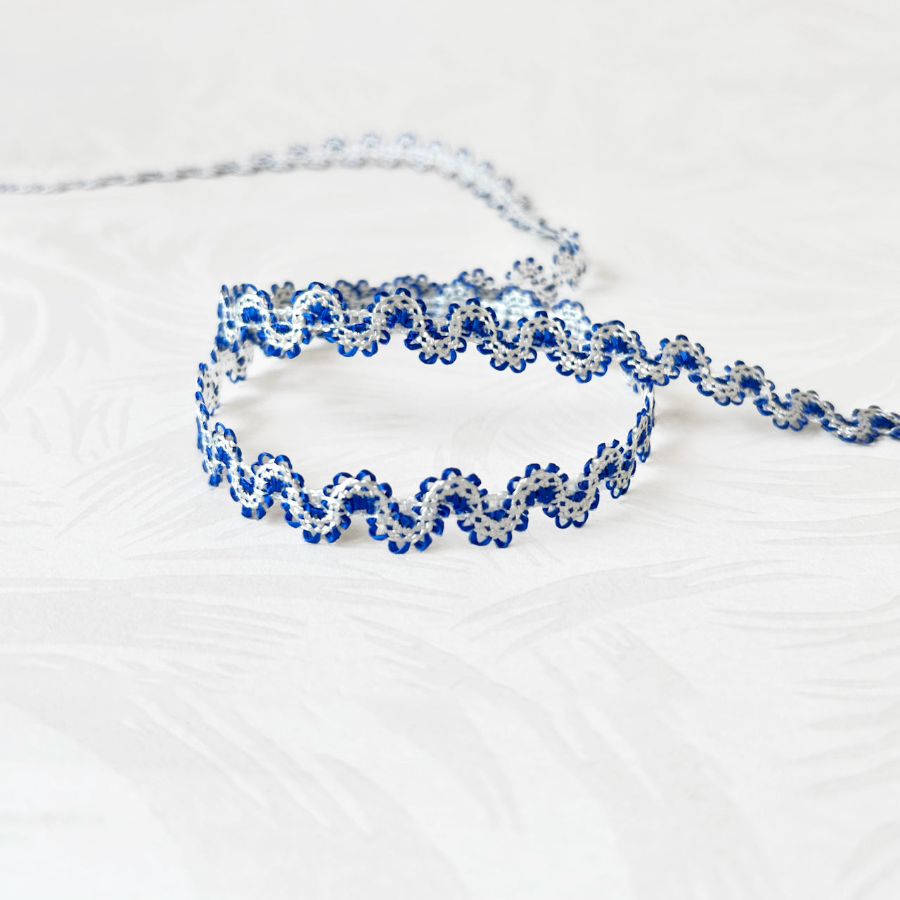 Scalloped_Loop_Braid