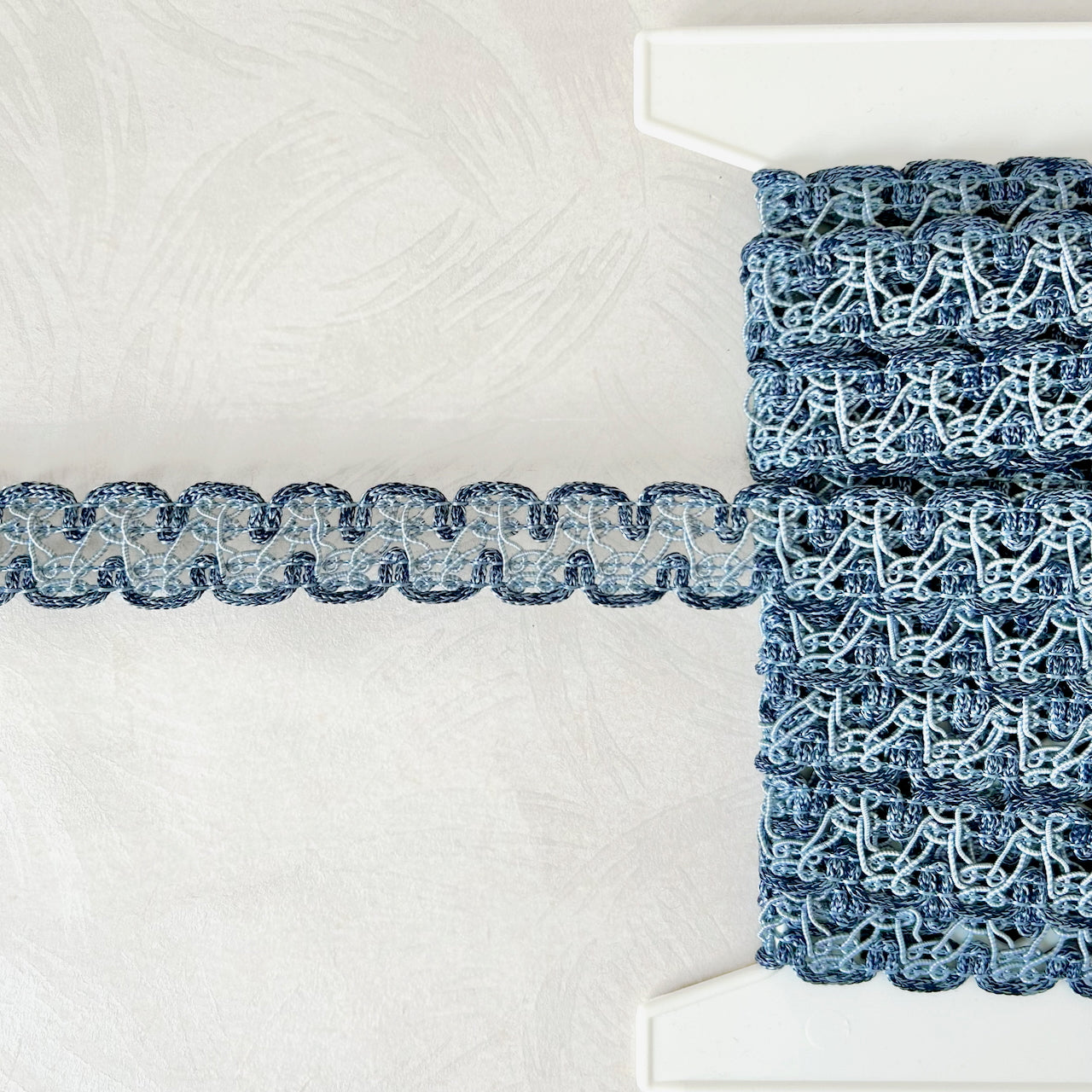 Scalloped_Loop_Gimp_Braid