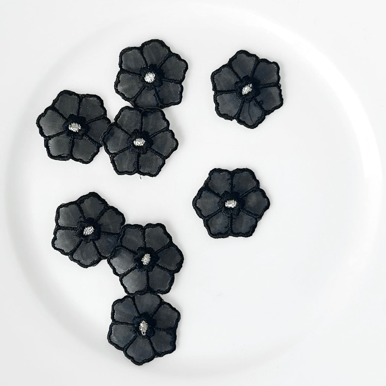 Sheer_Flower_Applique