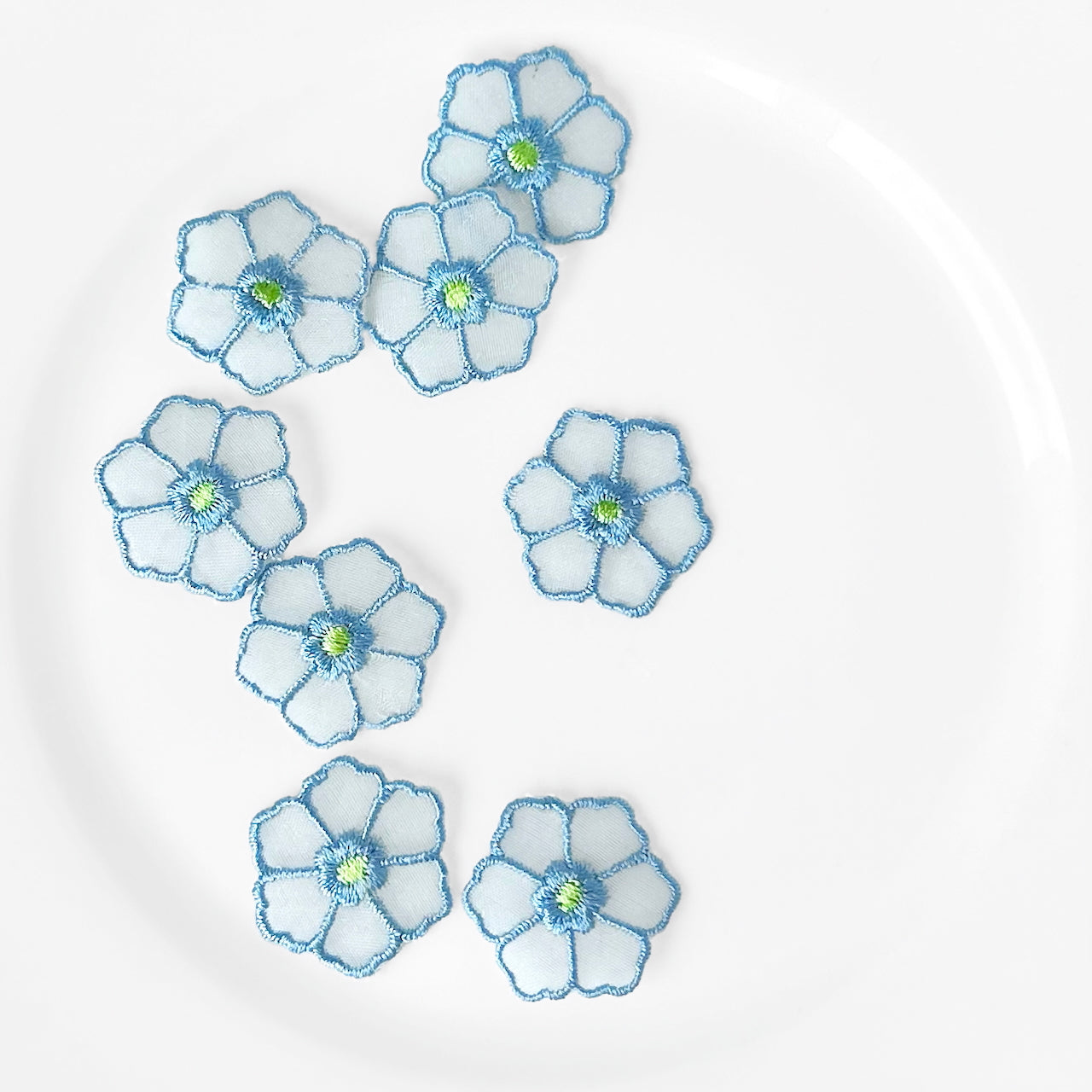 Sheer_Flower_Applique