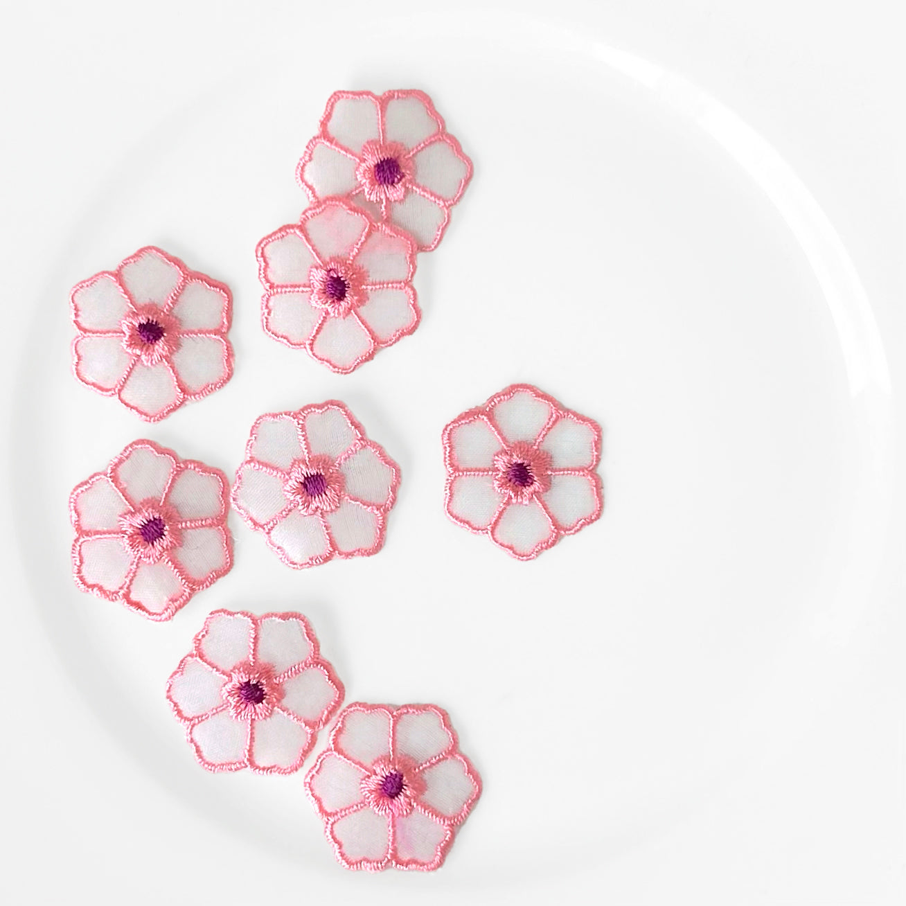 Sheer_Flower_Applique