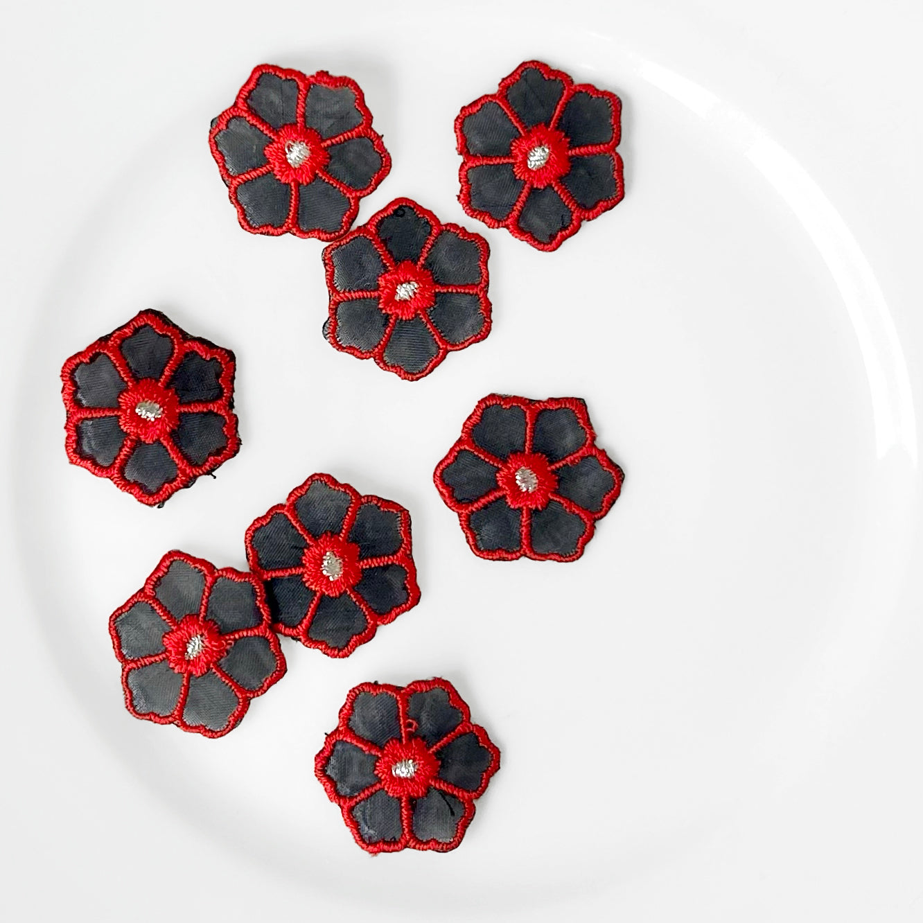 Sheer_Flower_Applique