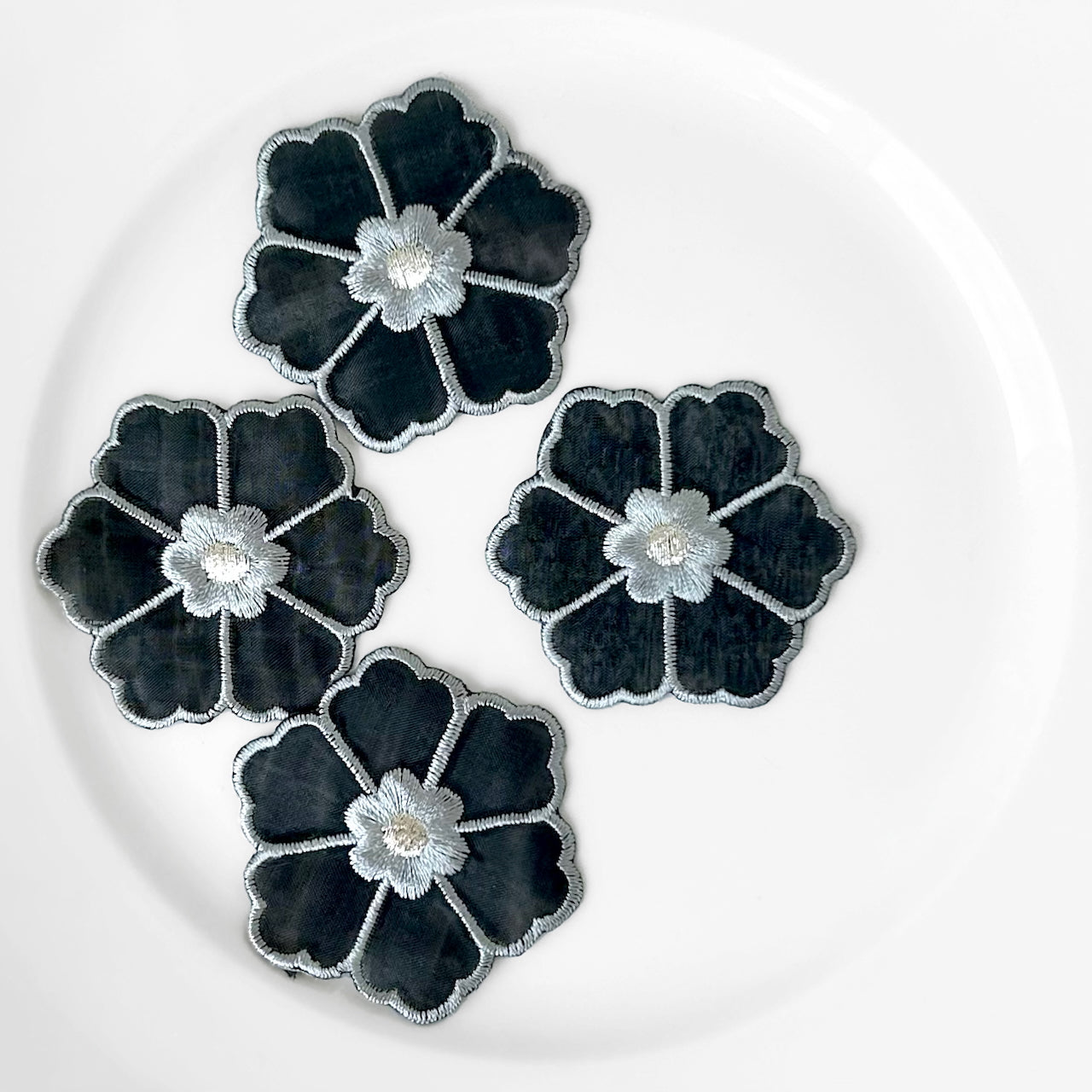 Sheer_Flower_Applique