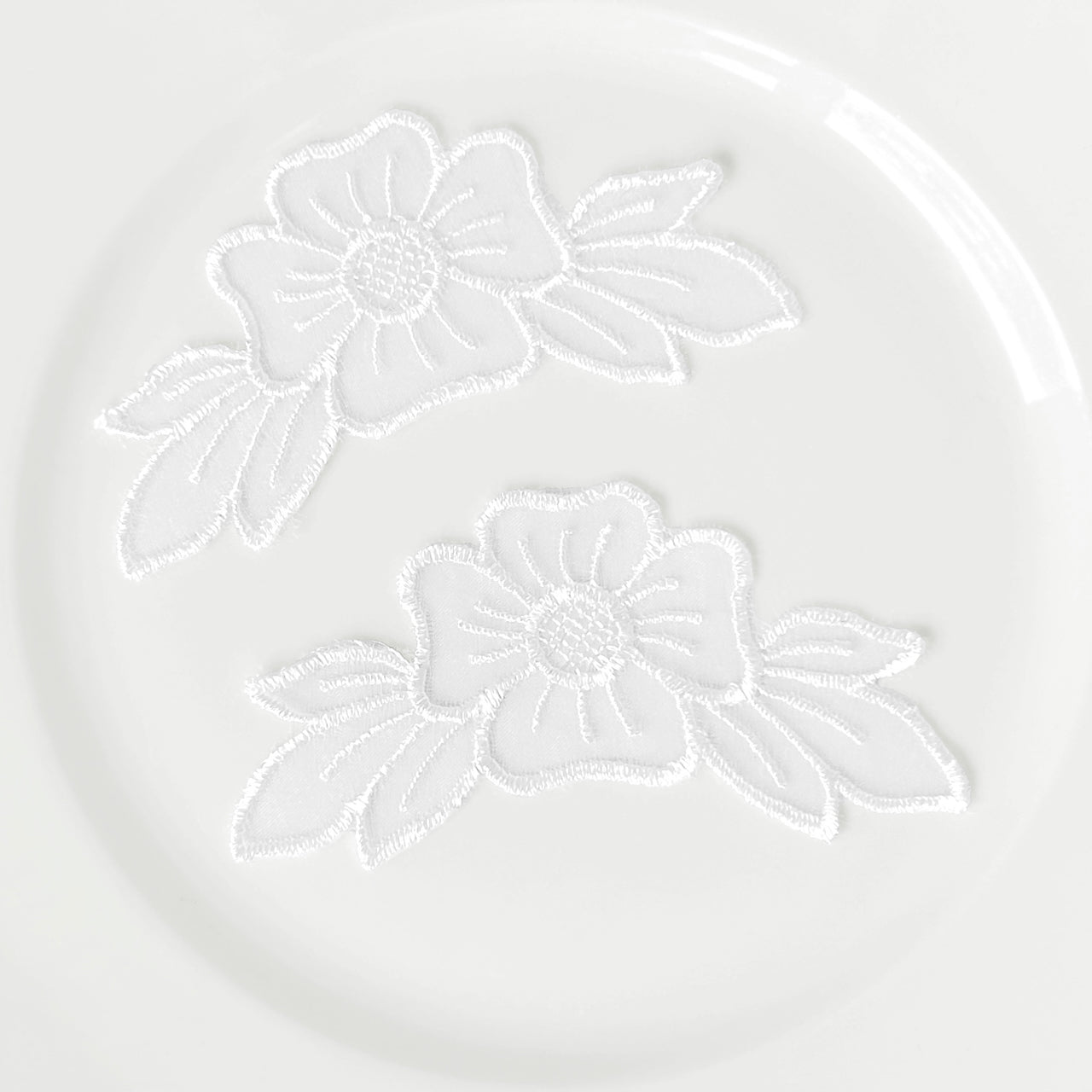 Sheer_Flower_Applique