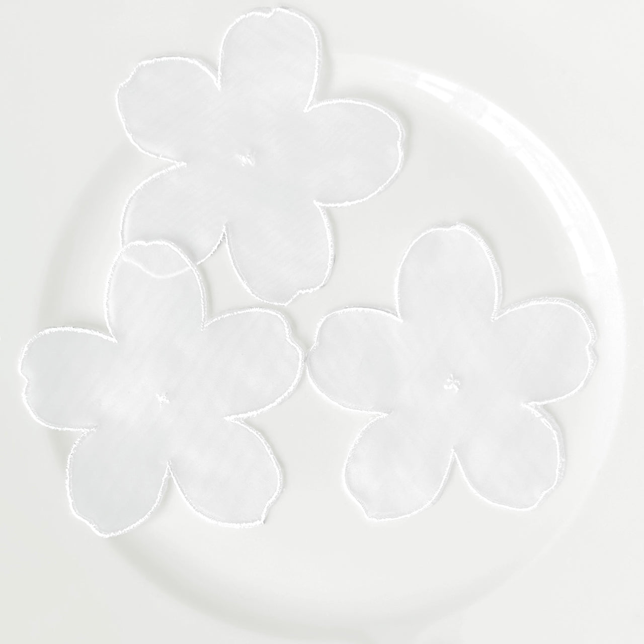 Sheer_Nylon_Flower_Applique