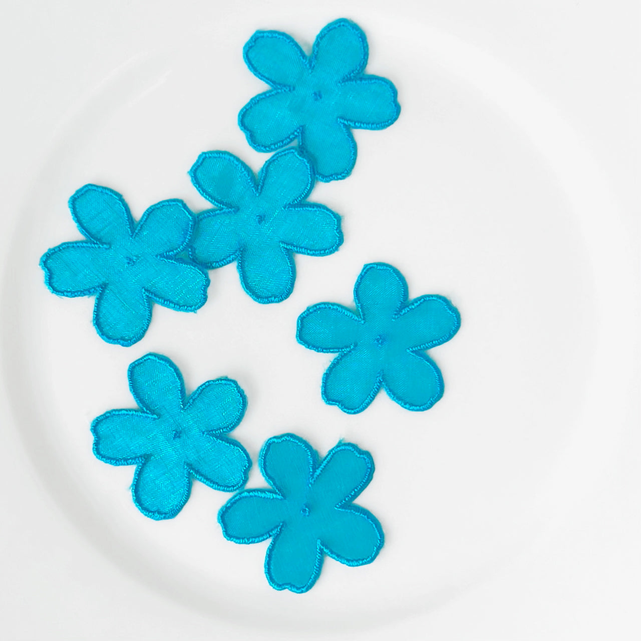 Sheer_Nylon_Flower_Applique