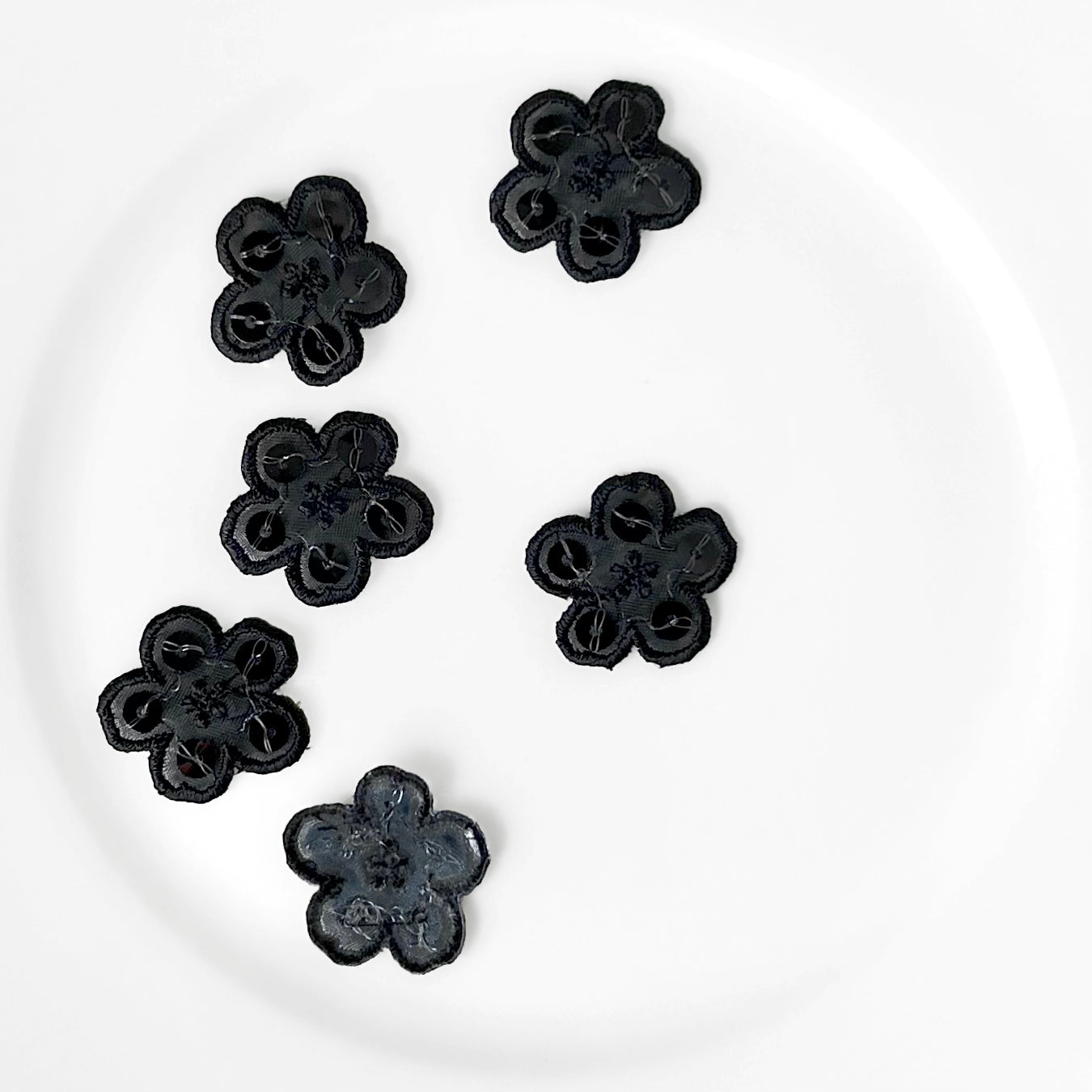 Sheer_Sequin_Flower_Applique