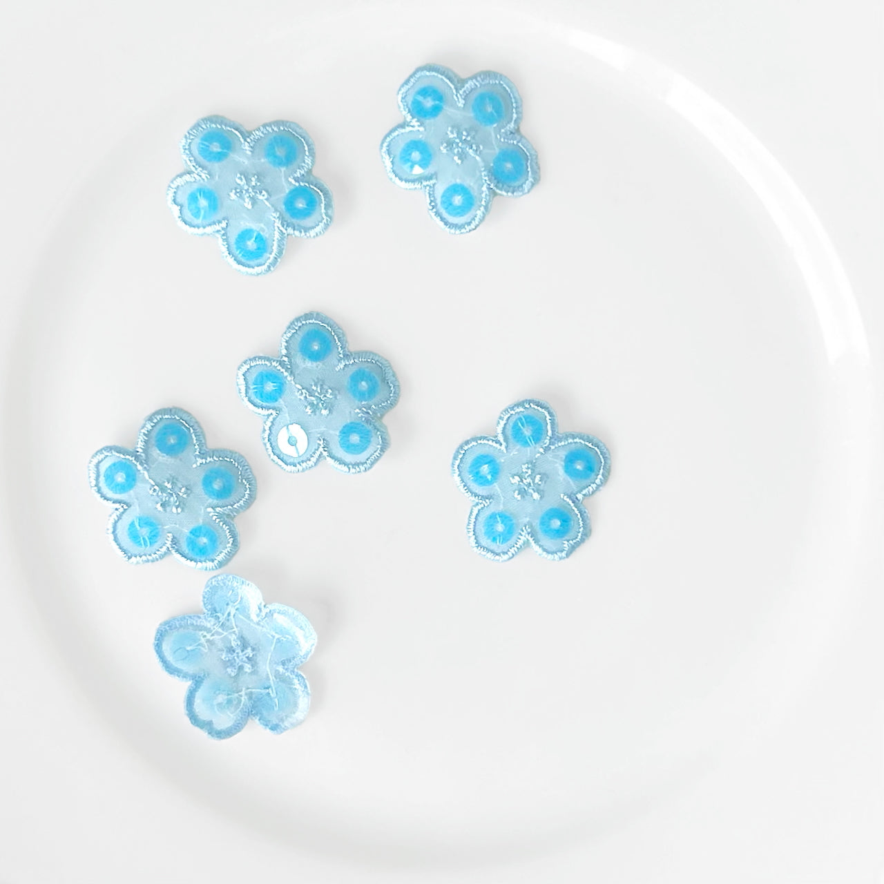 Sheer_Sequin_Flower_Applique