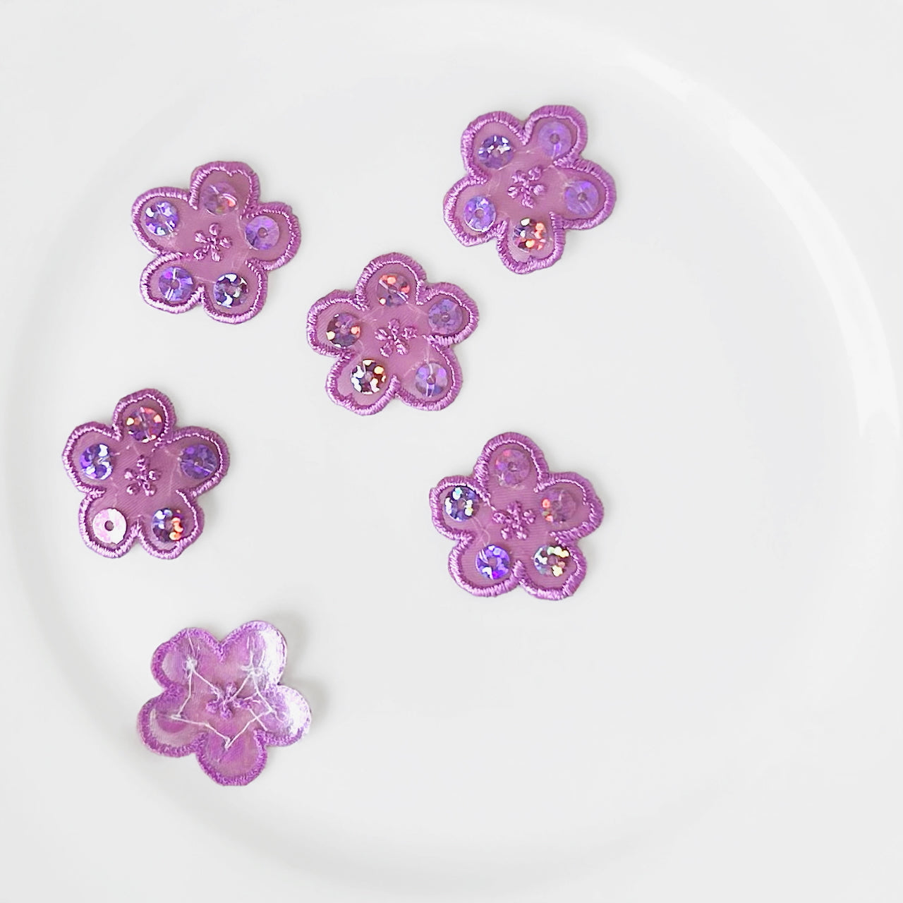 Sheer_Sequin_Flower_Applique