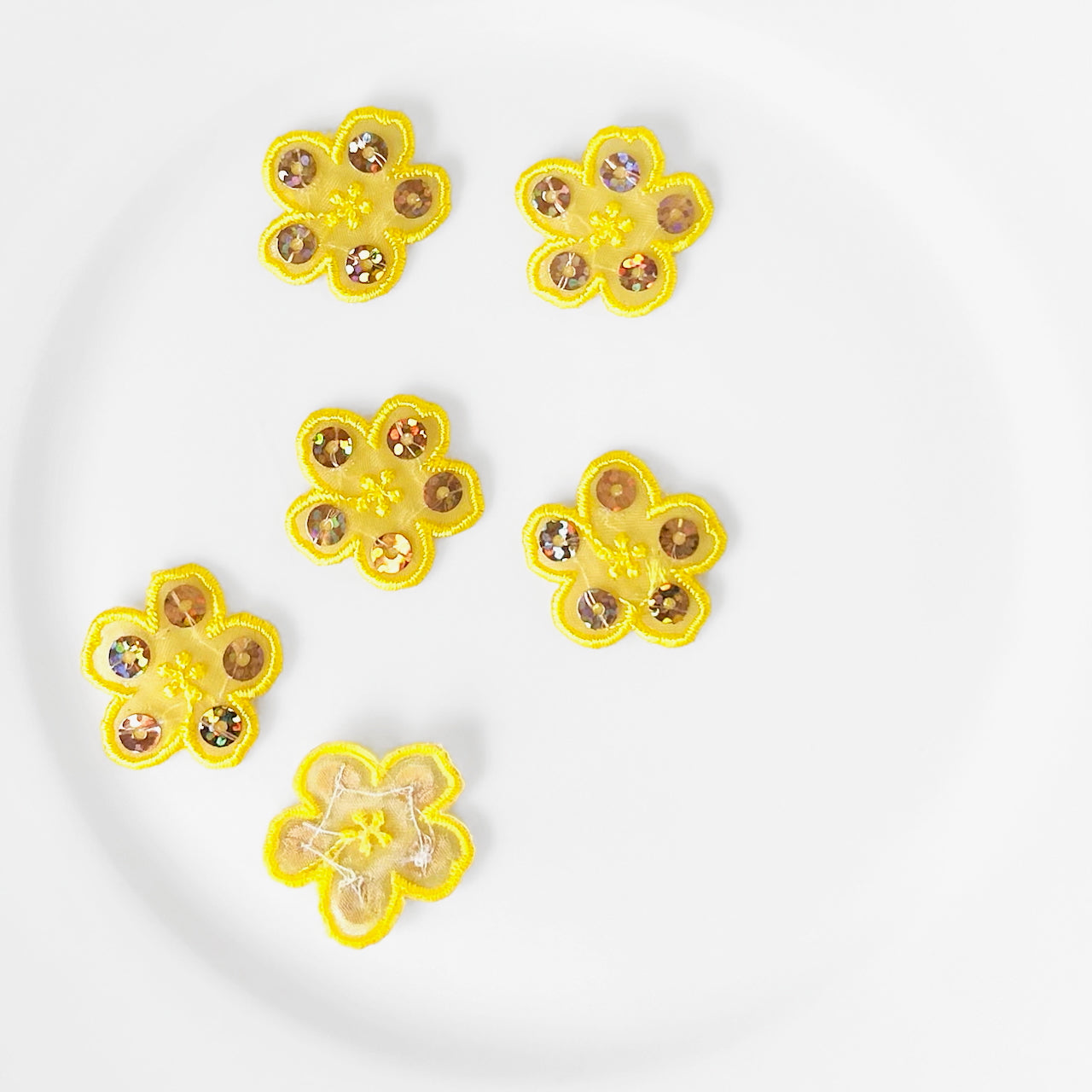 Sheer_Sequin_Flower_Applique