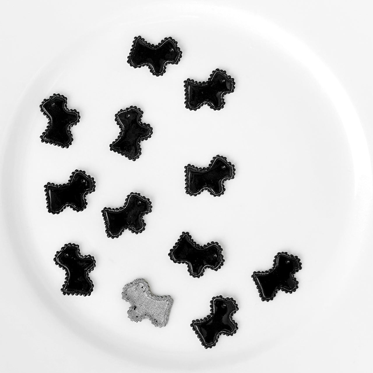 Shiny_Puppy_Applique