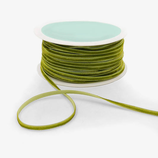 Skinny_Velvet_Ribbon