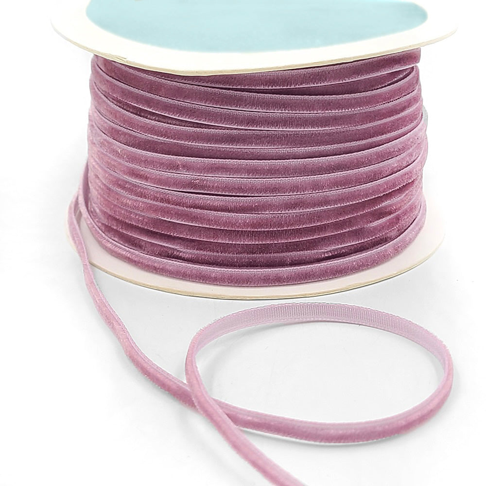 Skinny_Velvet_Ribbon