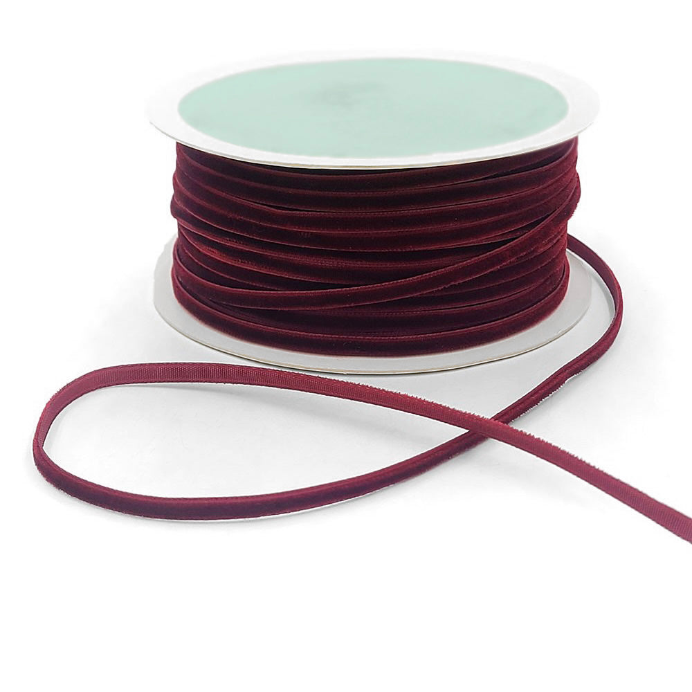 Skinny_Velvet_Ribbon