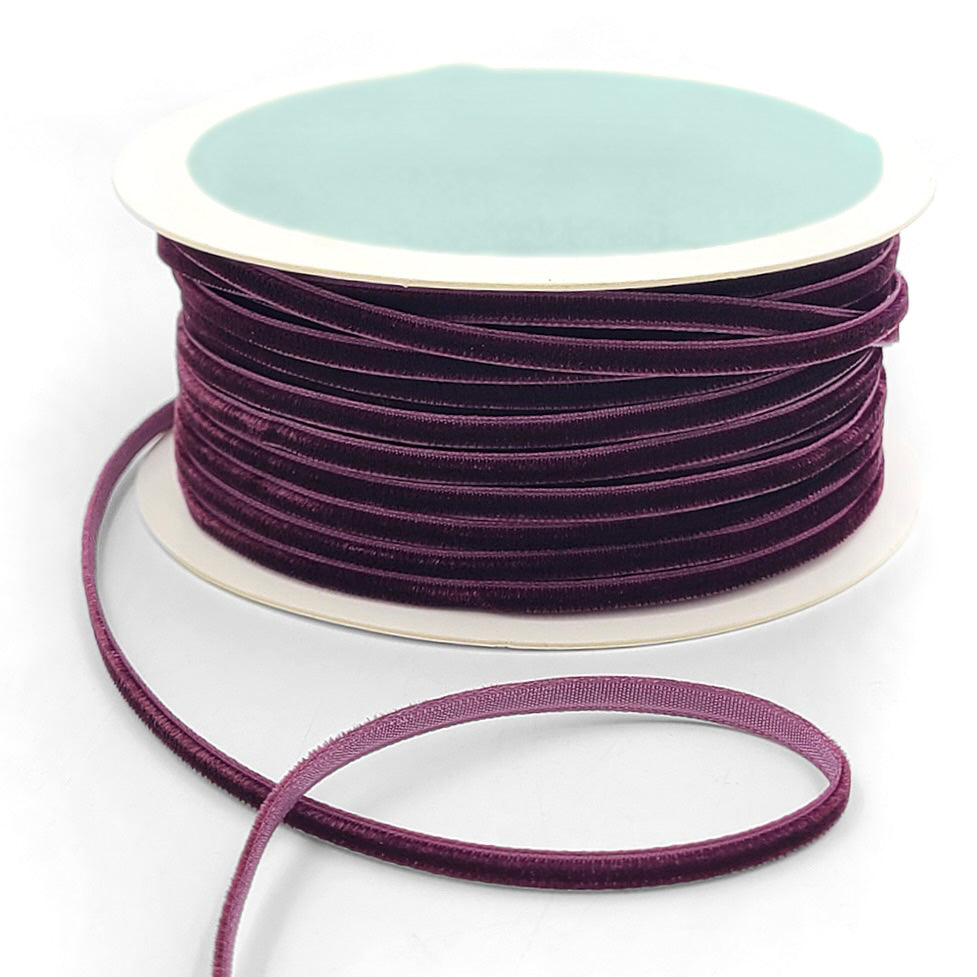 Skinny_Velvet_Ribbon