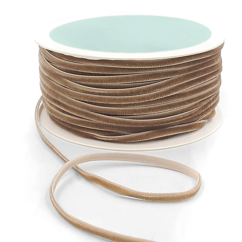 Skinny_Velvet_Ribbon