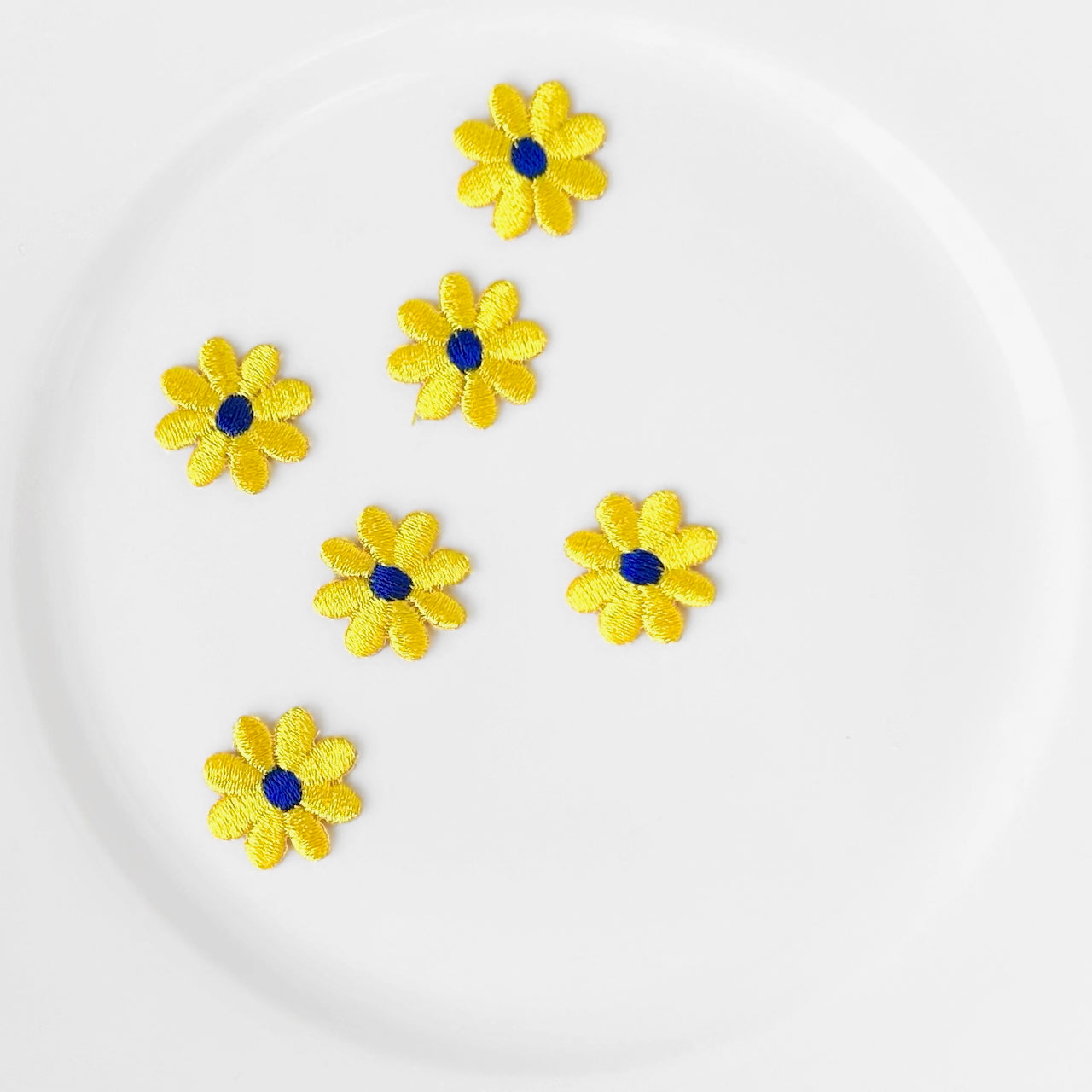 Small_Daisy_Applique