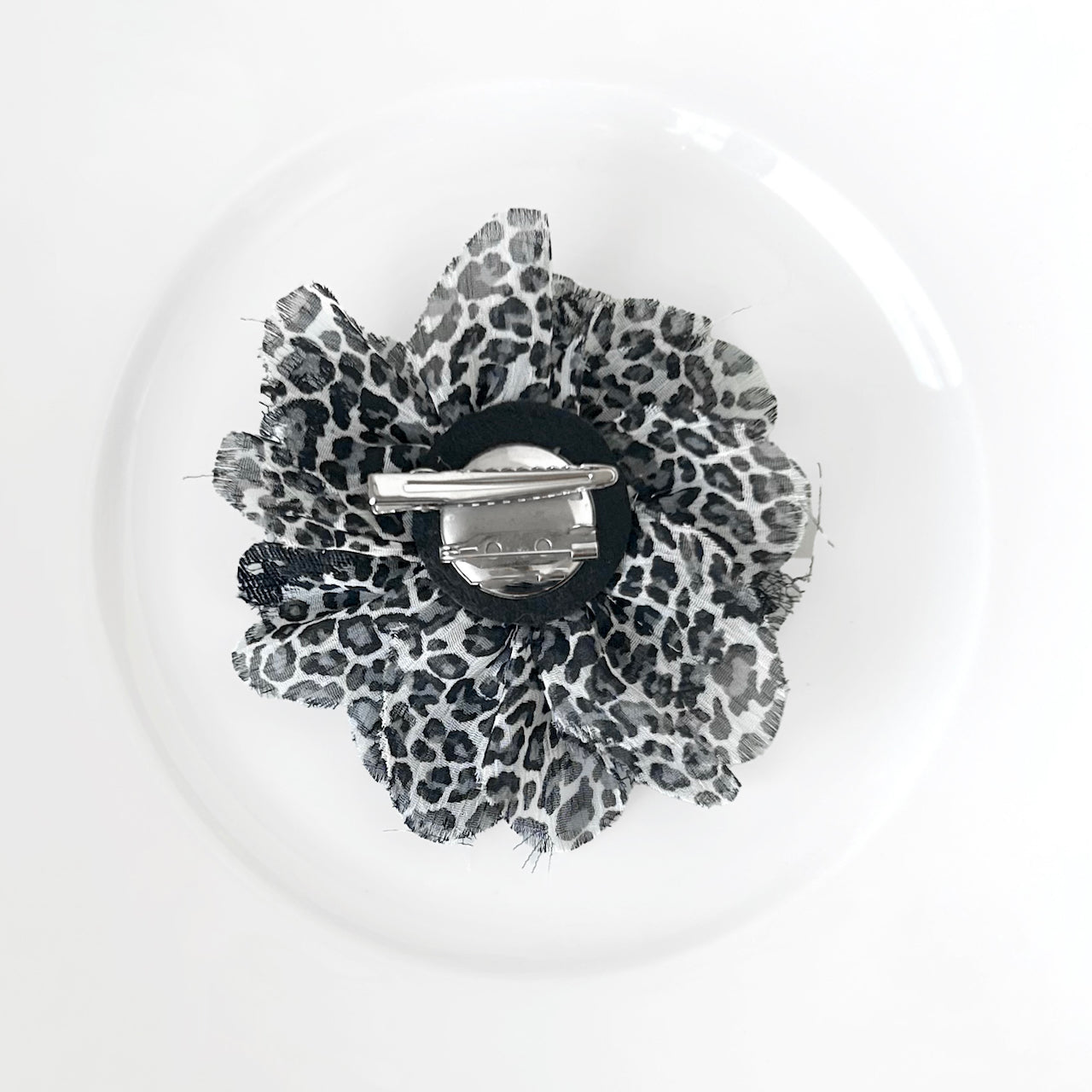 Snow_Leopard_Print_Flower_Brooch