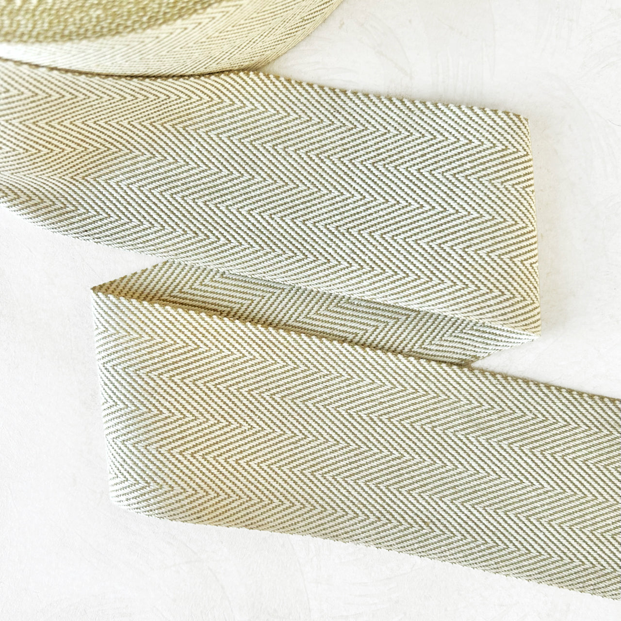 Solid_Chevron_Webbing