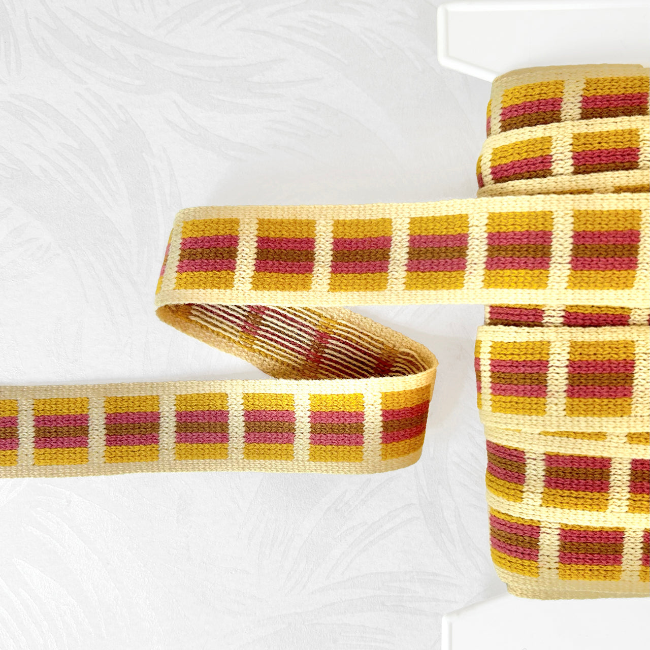 Striped_Rectangles_Knit_Trim
