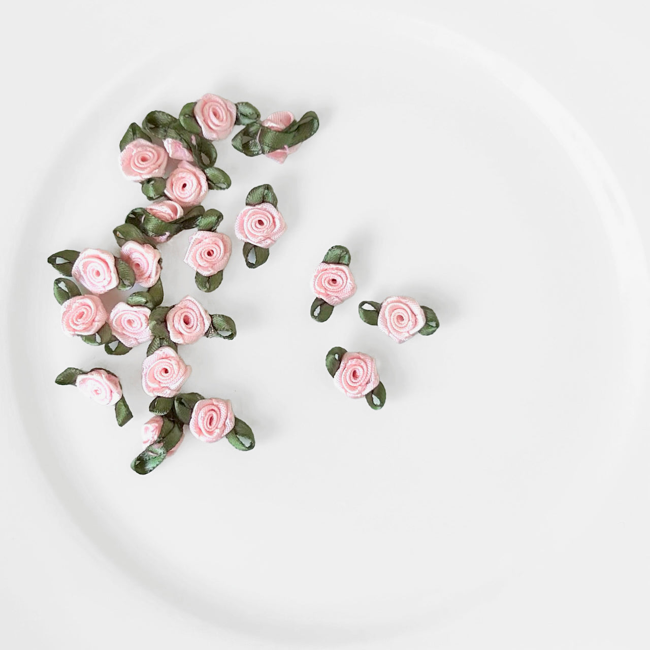 Tiny_Satin_Ribbon_Rose