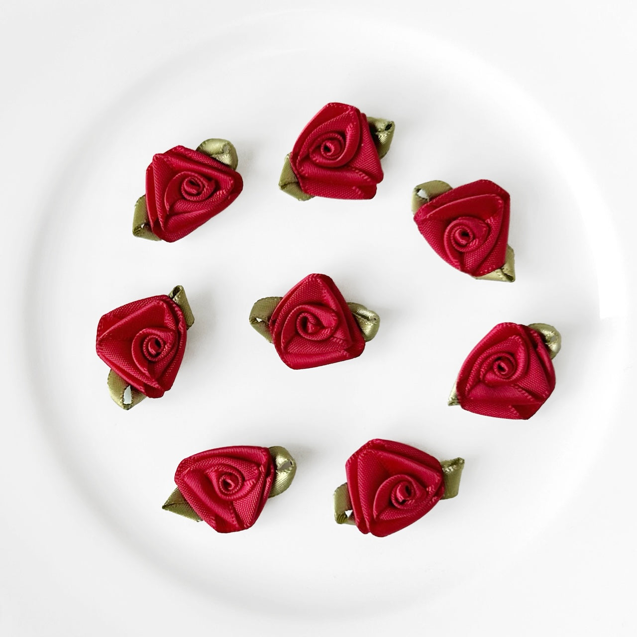 Triangular_Satin_Rose