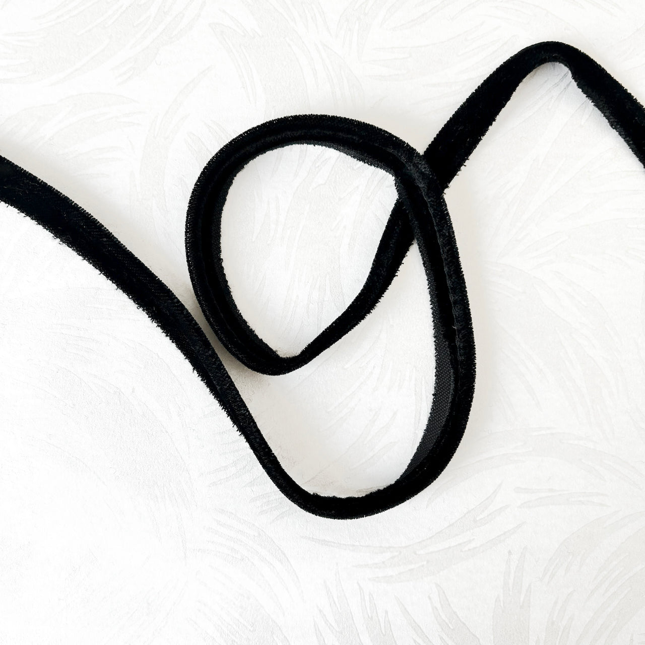 Velvet_Lip_Cord