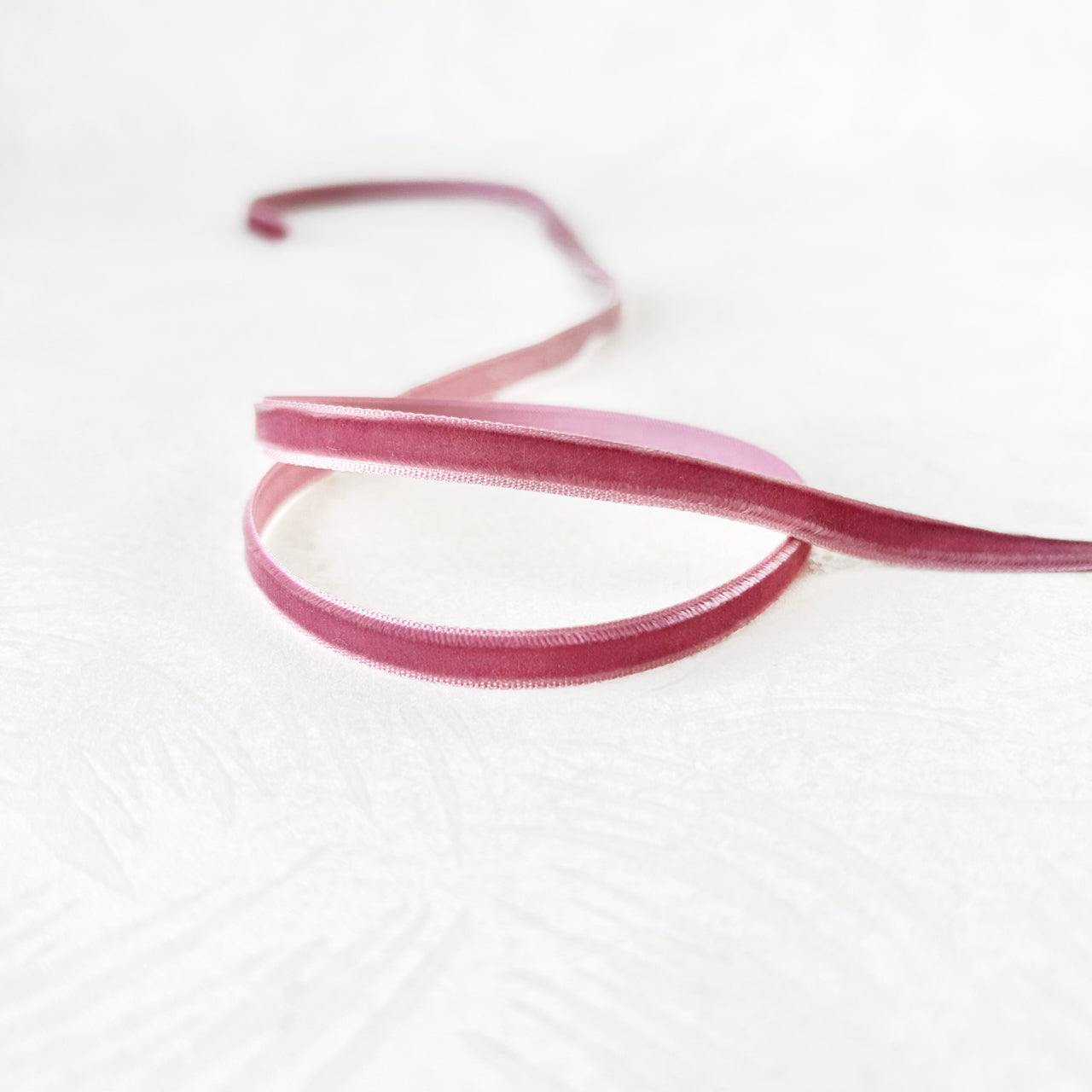 Velvet_Ribbon
