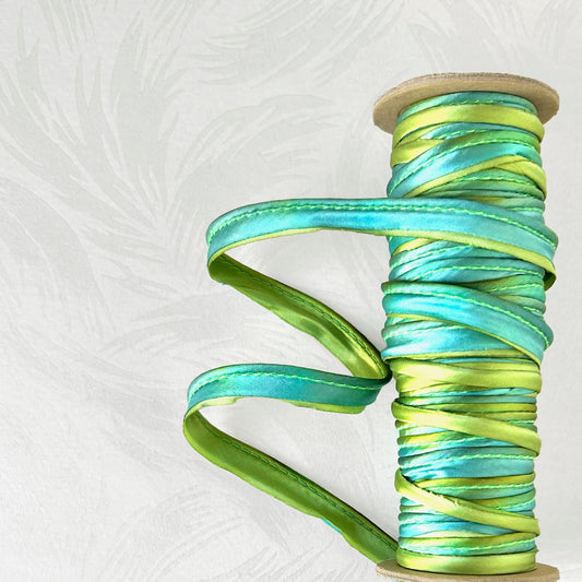 Verigated_Silk_Piping
