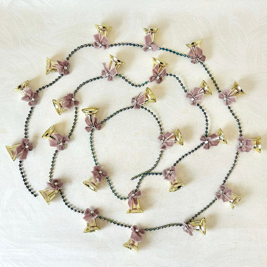 Vintage_Bell_Garland_Mauve