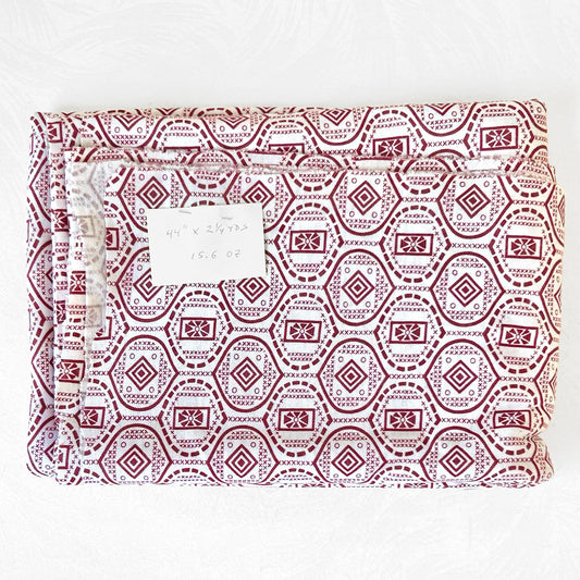 Vintage_Geometric_Pattern_Fabric