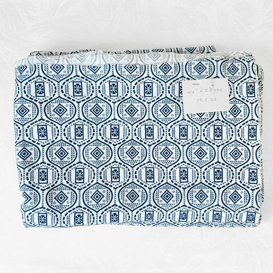 Vintage_Geometric_Pattern_Fabric